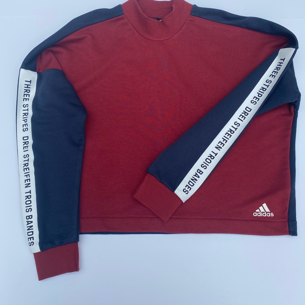 RARE -Women’s Adidas Three Stripes Drei Streifen Trois Bandes Sweatshirt (NWT)